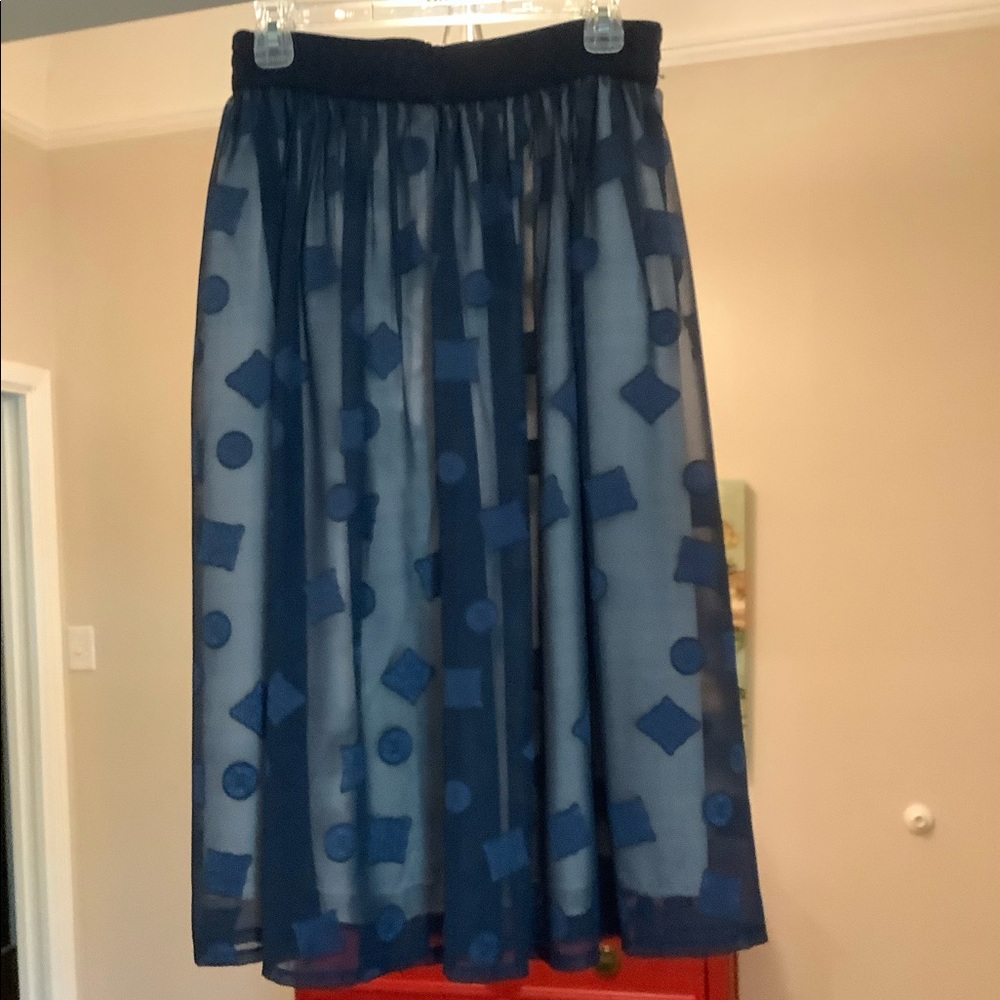 Navy, gathered, see-thru party skirt. (M)